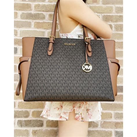 michael kors signature jet set large tote|Michael Kors jet set luggage.